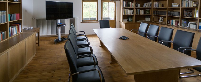 Working rooms for meetings, workshops and conferences Working rooms for meetings, workshops and conferences